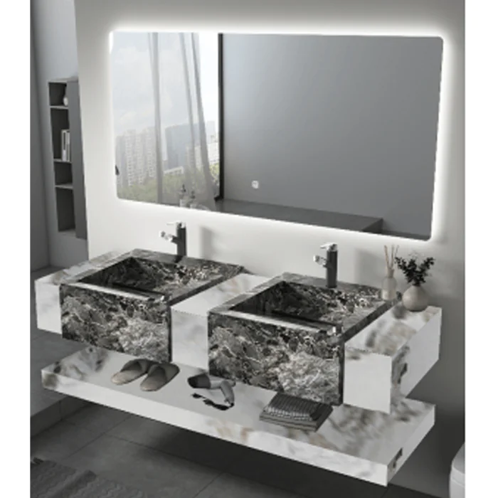 مغسلة بورسلين رخامي بحوضين مربعين، مقاس 120 سم، تصميم عصري باللون الأبيض مع مراية LED، إضافة مثالية للحمامات الفاخرة.